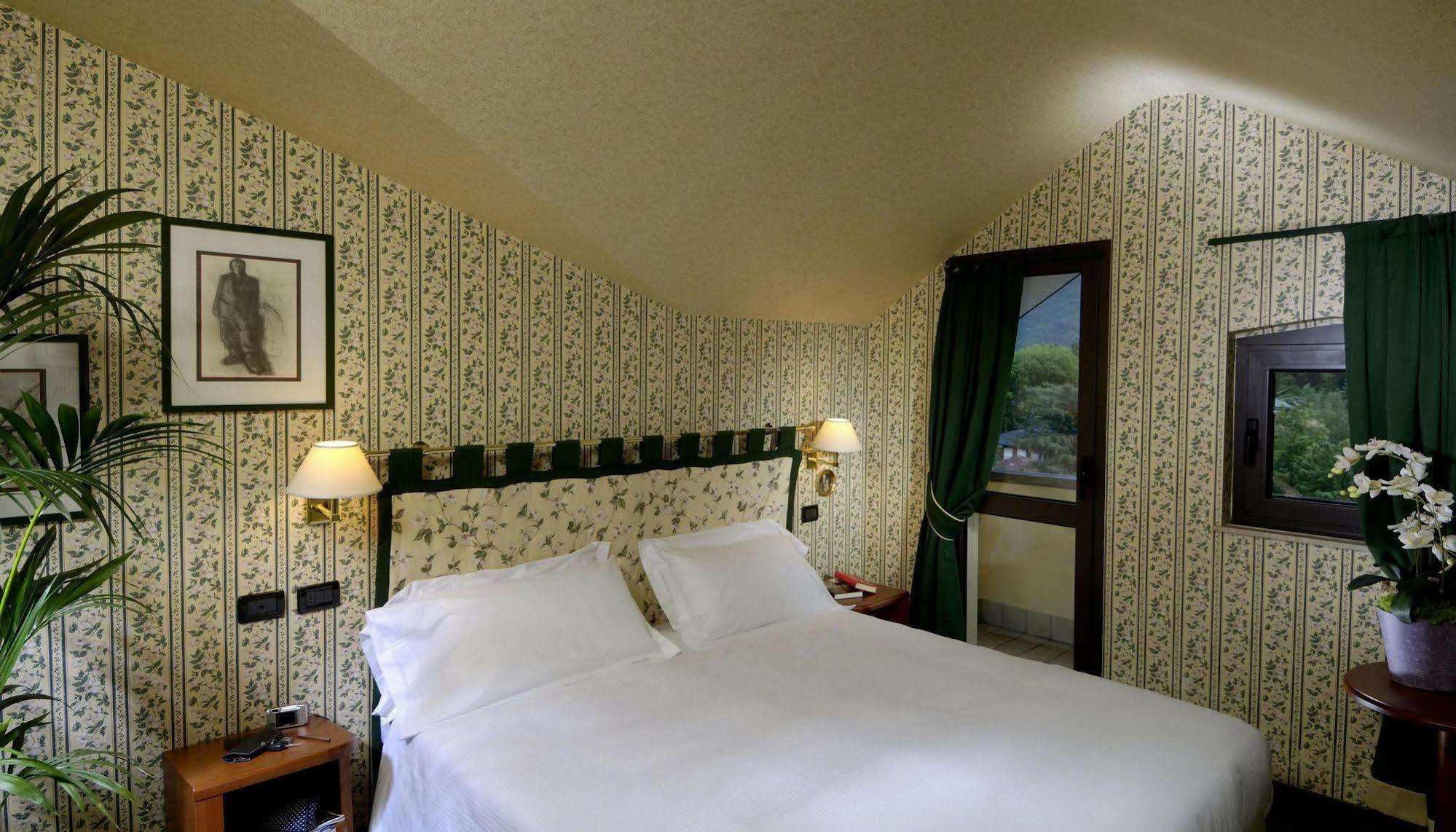 Rizzi Aquacharme Hotel & Spa Boario Terme Quarto foto